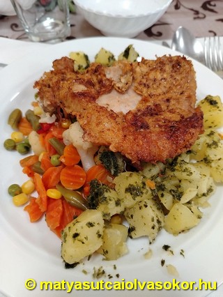 Az ebéden felszolgált második fogás.