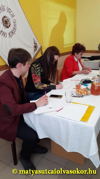 A képen a vetélkedő egyik pillanata látható.