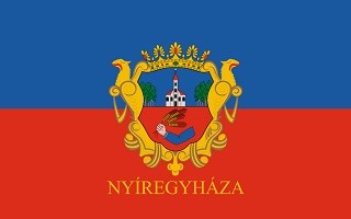 A képen Nyíregyháza színei és címere látható.